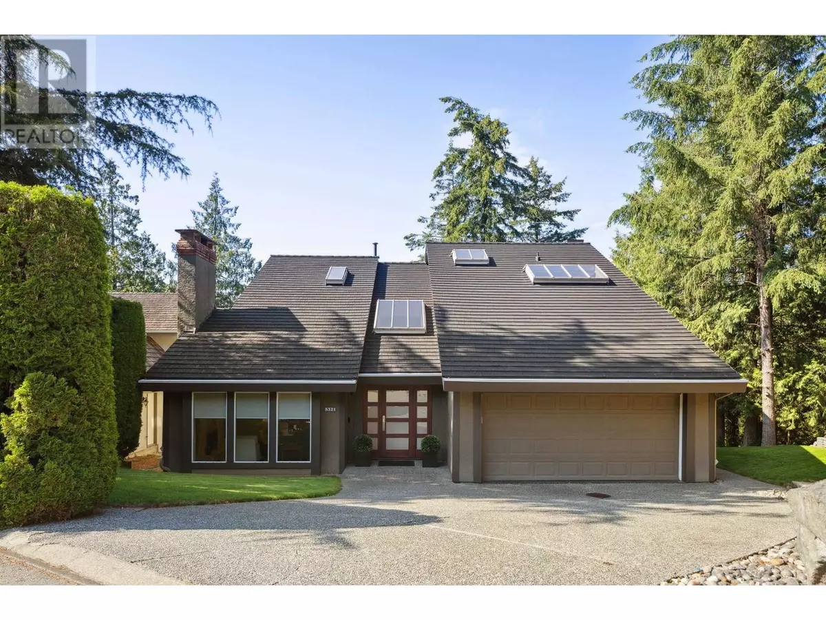 West Vancouver, BC V7W3A6,5321 MONTE BRE CRESCENT