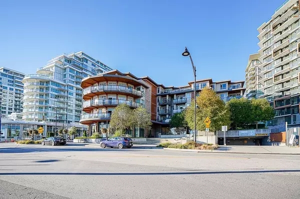 White Rock, BC V4B3Z5,1420 JOHNSTON #405