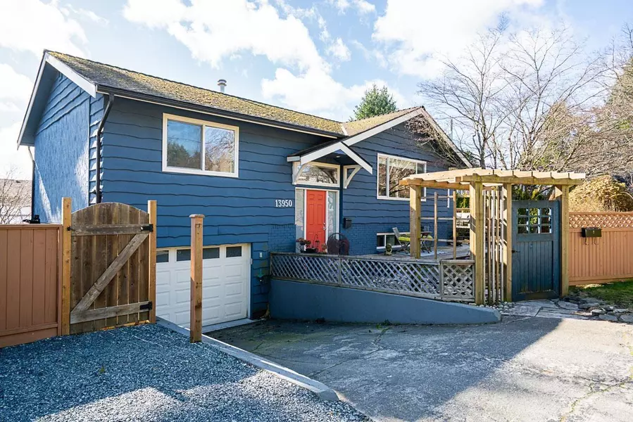 13950 BLACKBURN AVENUE, White Rock, BC V4B2Z5