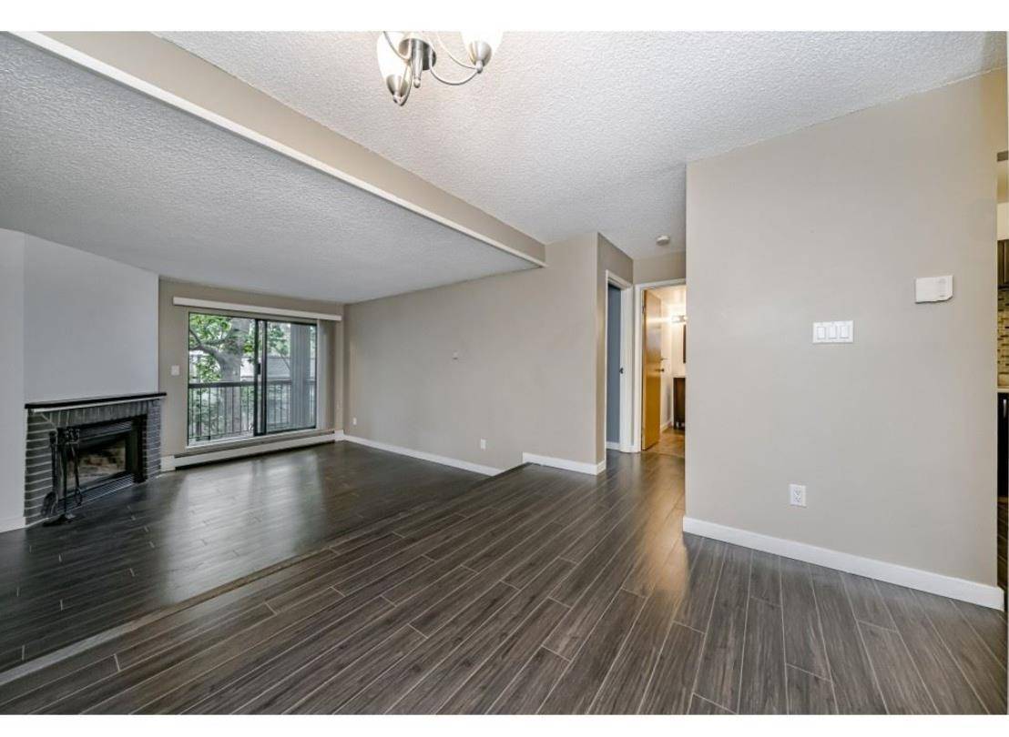 Surrey, BC V3T5L1,13819 100 #2106