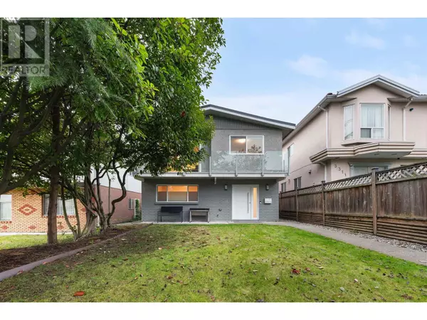 3303 VENABLES STREET, Vancouver, BC V5K2S7