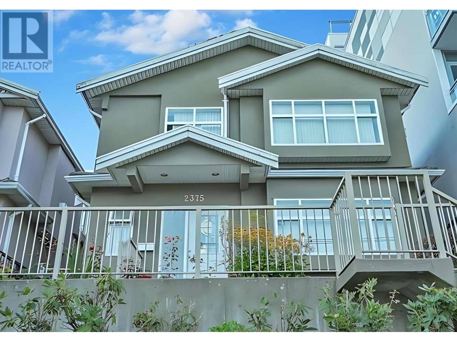 2375 KINGSWAY, Vancouver, BC V5R5G8