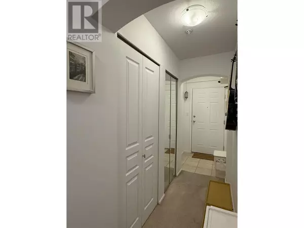 Vancouver, BC V5V3C1,760 KINGSWAY ST #319