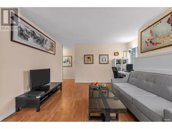 Richmond, BC V6Y1Z3,7751 MINORU BLVD #211