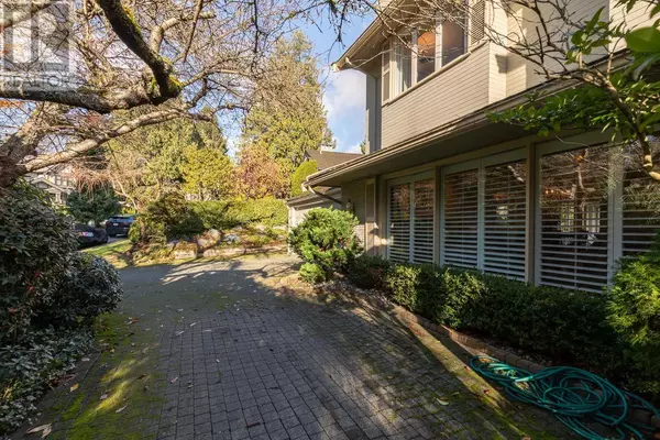 Vancouver, BC V6N1H7,6456 MACKENZIE PLACE