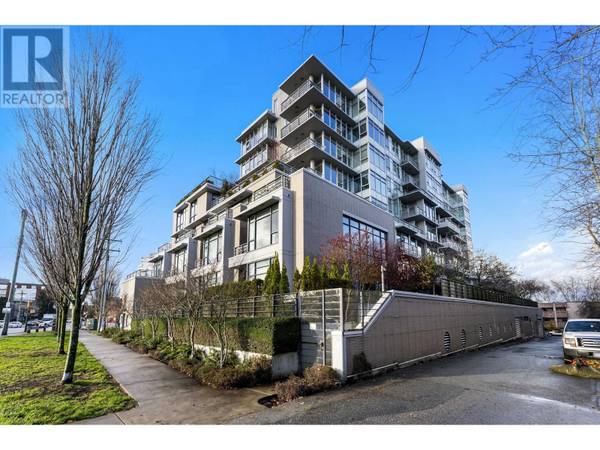 East 12TH AVE #401, Vancouver, BC V5T0C7