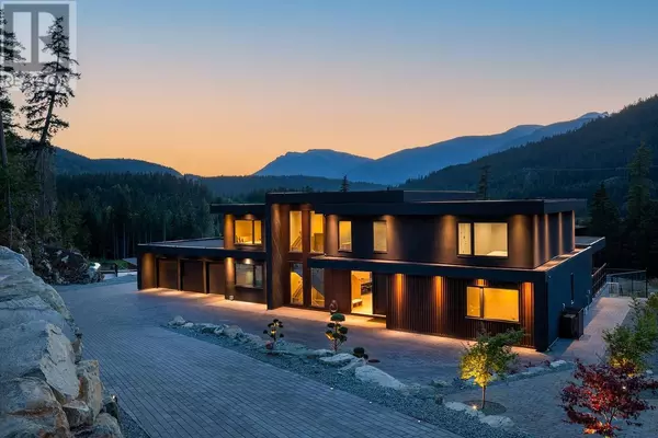 Whistler, BC V8E1M1,9228 WEDGEMOUNT PLATEAU DRIVE