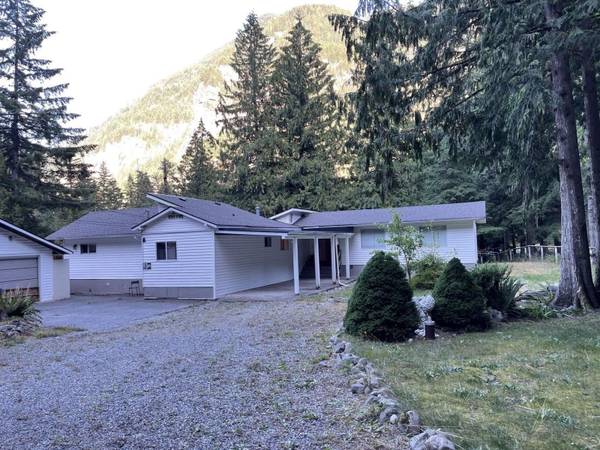 19552 SILVER SKAGIT ROAD|Hope, Hope, BC V0X1L2