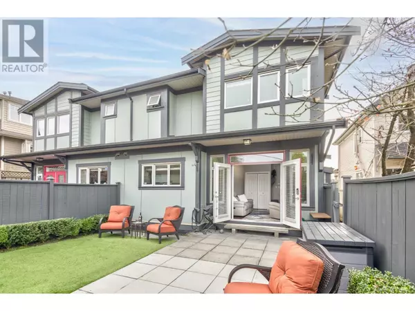 North Vancouver, BC V7M1M3,420 West KEITH RD #3