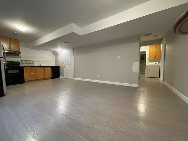 Langley, BC V2Y2Z3,Basement-70xx 201 STREET