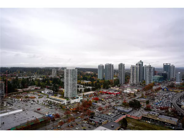 13495 CENTRAL #3203, Surrey, BC V3T0K2