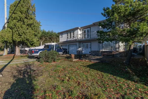 Surrey, BC V3X1V6,6084 126 STREET