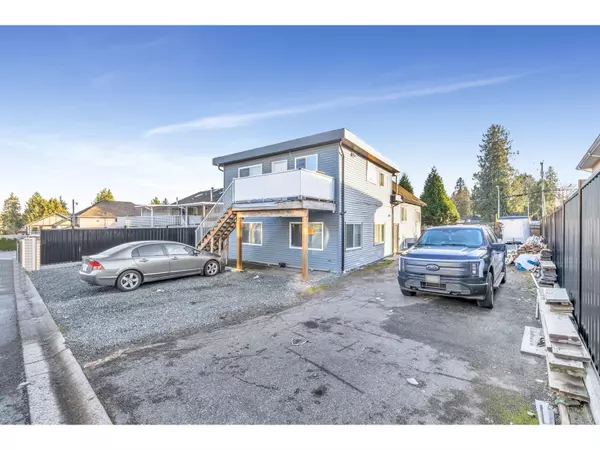 13065 96 AVENUE, Surrey, BC V3V1Y2