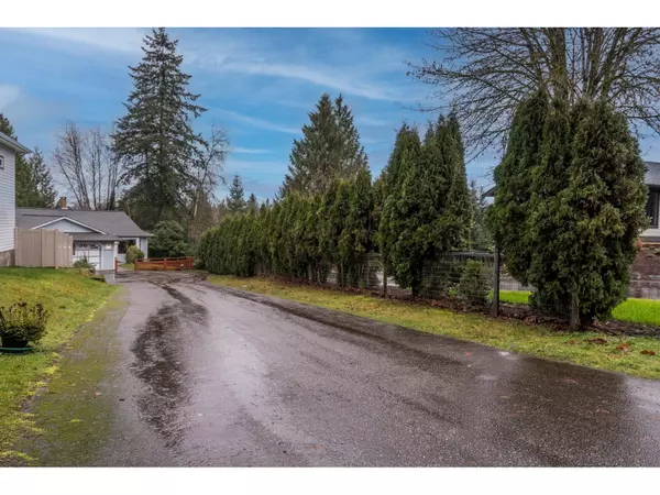 Langley, BC V2Z2G5,24195 60 AVENUE