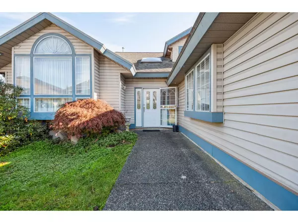 Surrey, BC V4N1C3,8736 163A STREET