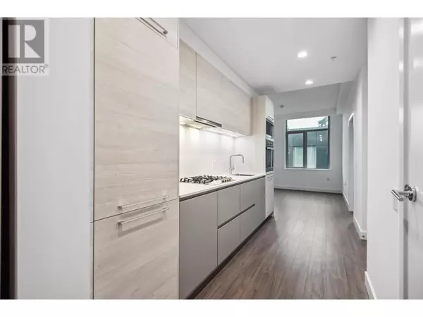 Vancouver, BC V5Z0J3,523 West KING EDWARD AVE #110