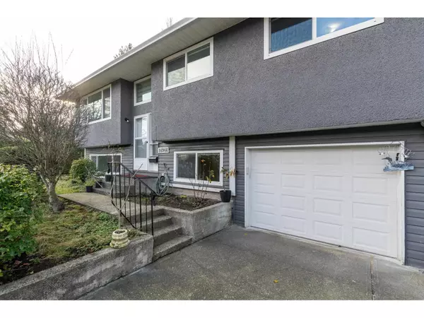 Surrey, BC V3R4T2,14944 RAVEN PLACE