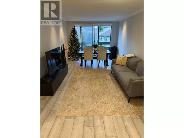 West Vancouver, BC V7V1C2,2119 BELLEVUE AVE #407