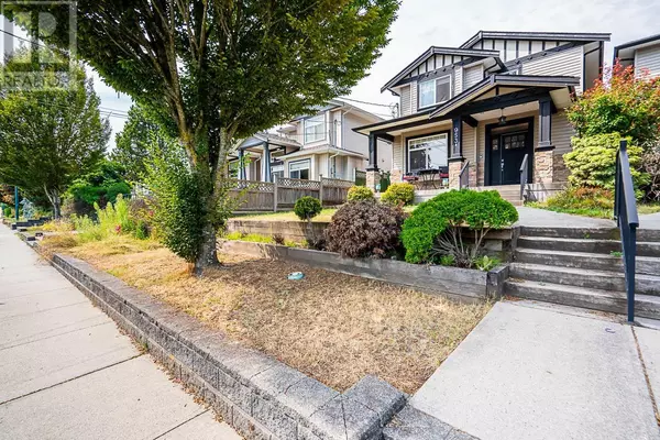 Coquitlam, BC V3K1V7,953A ALDERSON AVENUE