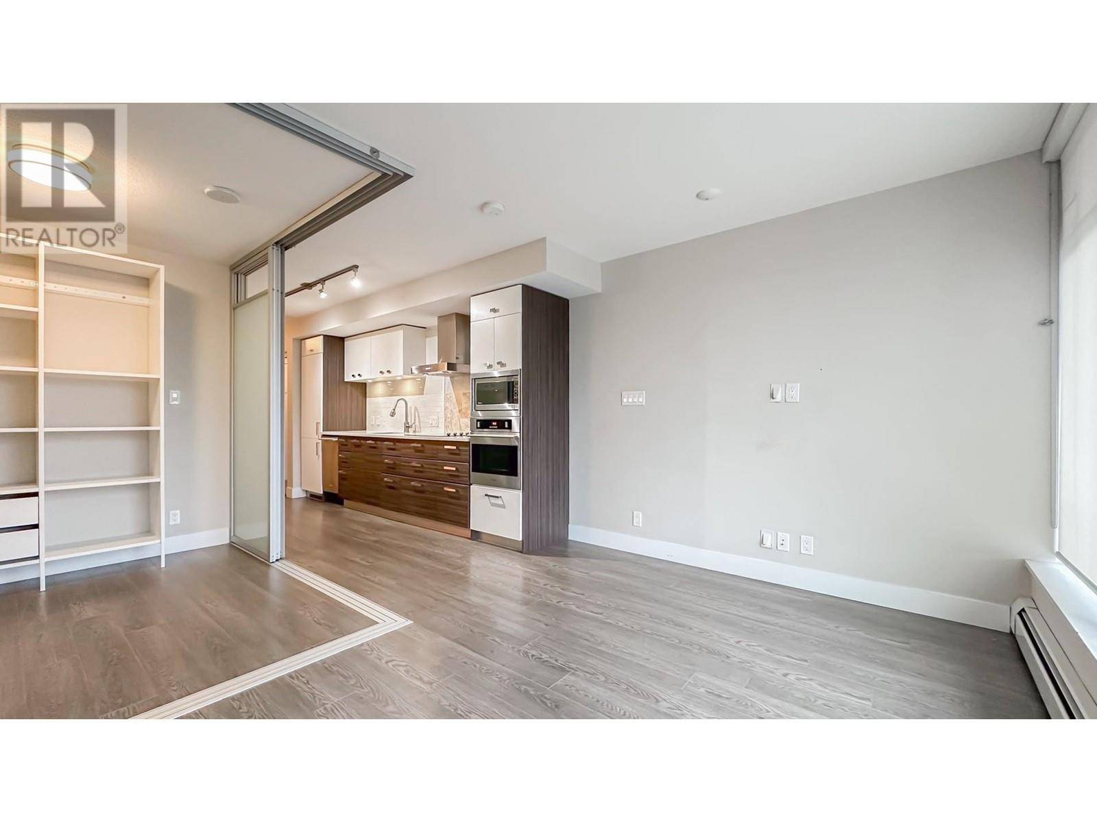 Vancouver, BC V5Y0K1,1783 MANITOBA ST #205