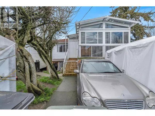 Vancouver, BC V5W2R3,5064 MAIN STREET