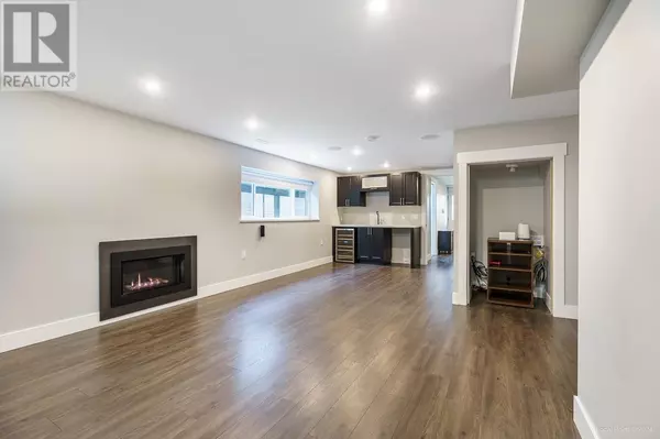 North Vancouver, BC V7L3E9,357 E 24TH STREET