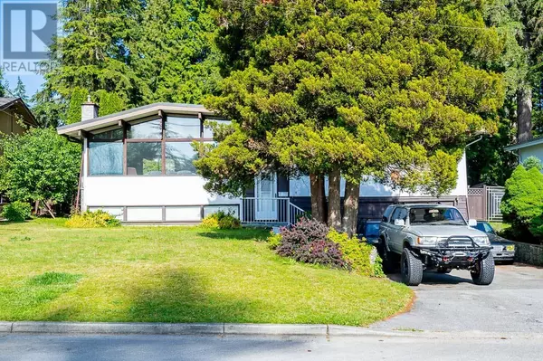 Coquitlam, BC V3J6L7,605 MIDVALE STREET