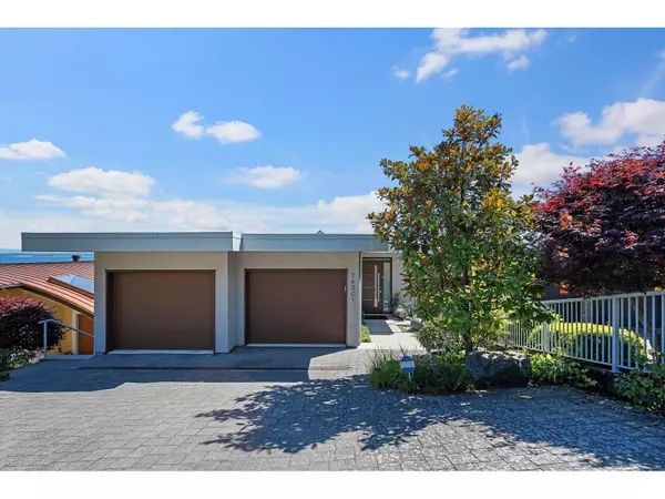 White Rock, BC V4B1B4,14501 MARINE DRIVE
