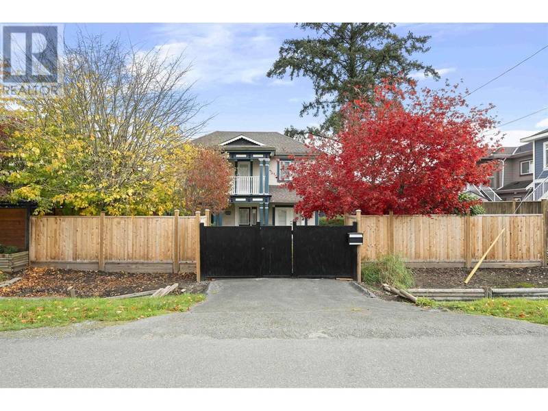 3220 GARDEN CITY ROAD, Richmond, BC V6X2J6