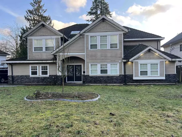 14906 92ND AVENUE, Surrey, BC V3R1C1