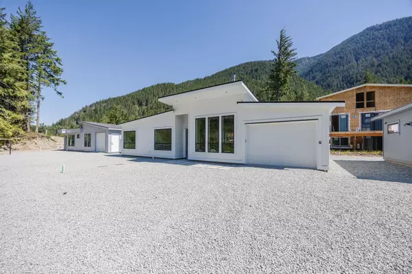 Sunshine Valley, BC V0X1L5,71358 GROVE PL #HG 187