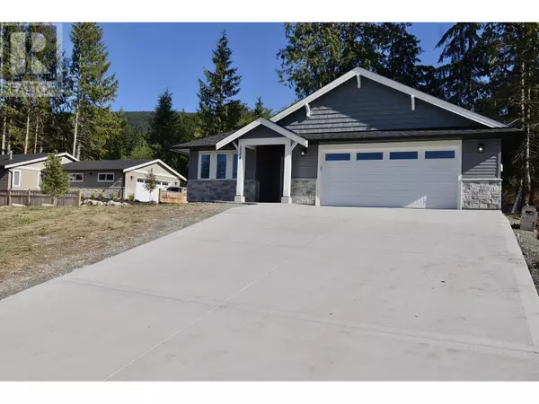 Gibsons, BC V0N1V7,1084 CELIA CRESCENT