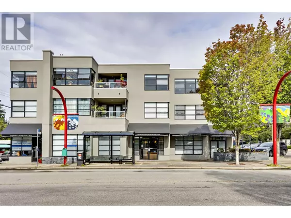 North Vancouver, BC V7R2S4,3151 WOODBINE DR #301