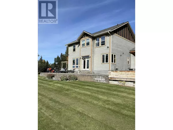 108 Mile Ranch, BC V0K2Z0,4872 GLOINNZUN CRESCENT