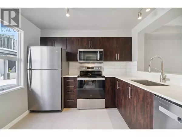 Vancouver, BC V6K1R2,2880 West 4TH AVE #11