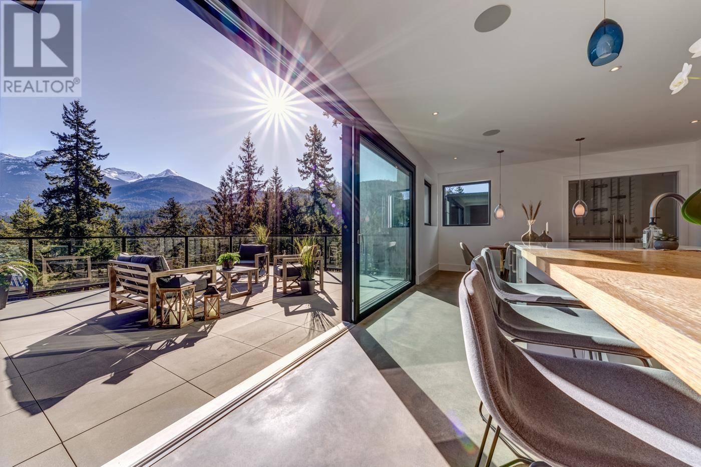Whistler, BC V8E0G5,9316 AUTUMN PLACE