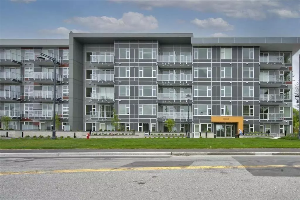 Surrey, BC V3R0G8,10838 WHALLEY BLVD #102