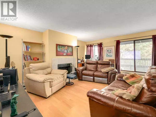 Richmond, BC V6X3E8,8400 ACKROYD RD #305