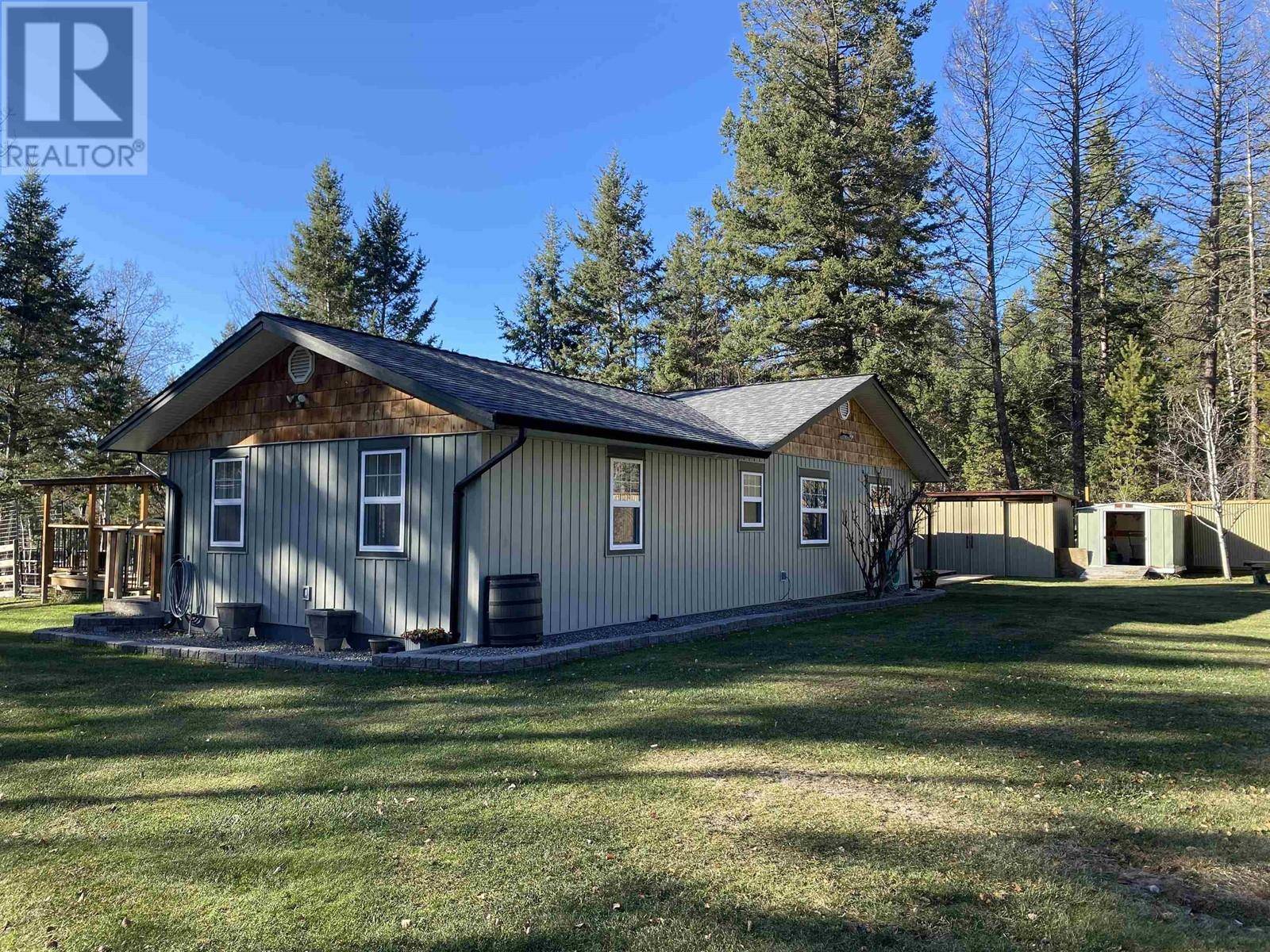 108 Mile Ranch, BC V0K2Z0,4945 GLOINNZUN DRIVE
