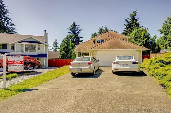 6833 142A STREET, Surrey, BC V3W0P3