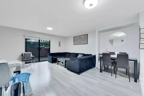 Surrey, BC V3W6X6,13710 67 AVE #129