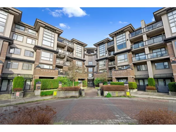 10866 CITY #420, Surrey, BC V3T5W9