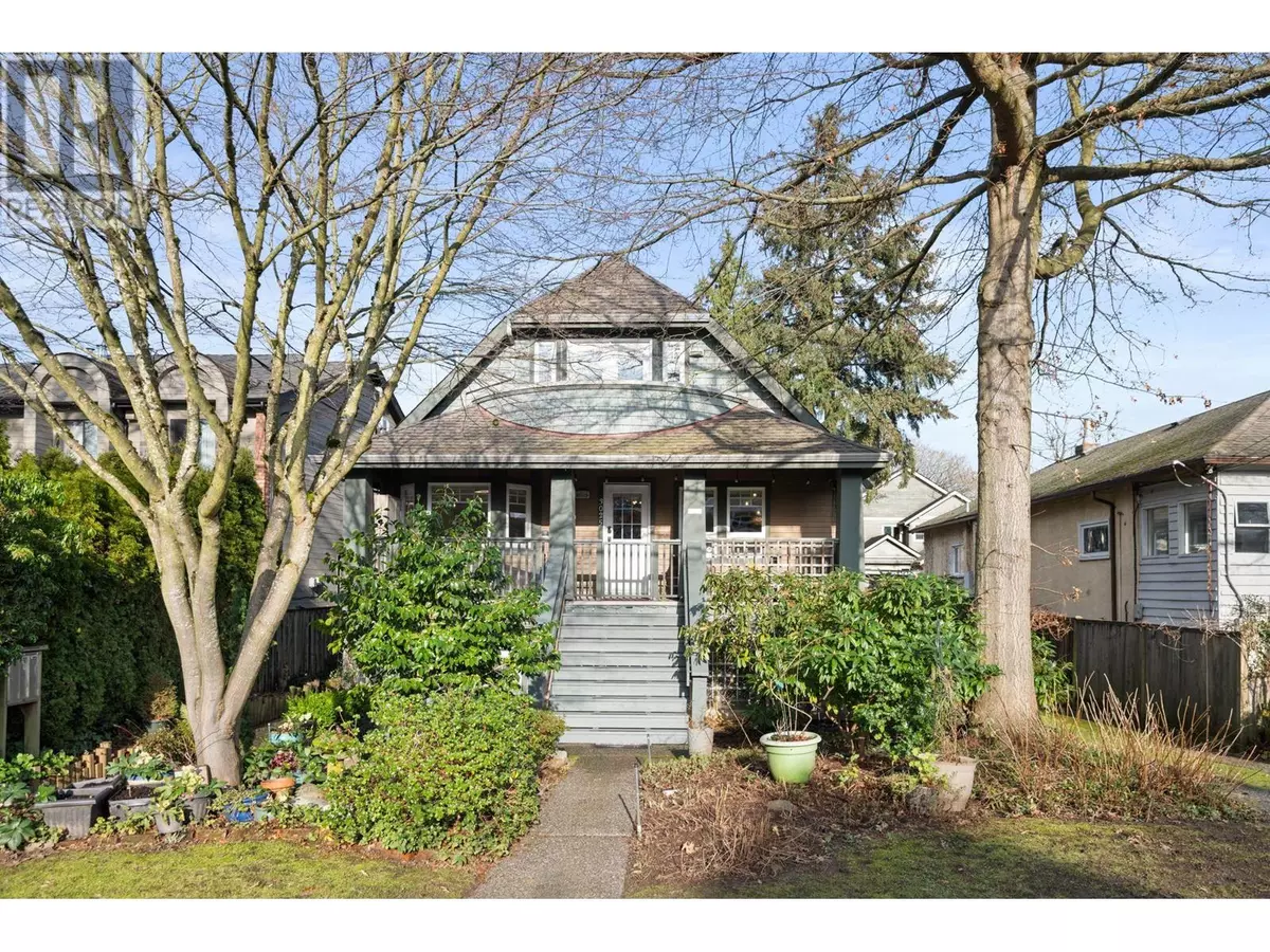 Vancouver, BC V6K1Z7,3025 W 7TH AVENUE