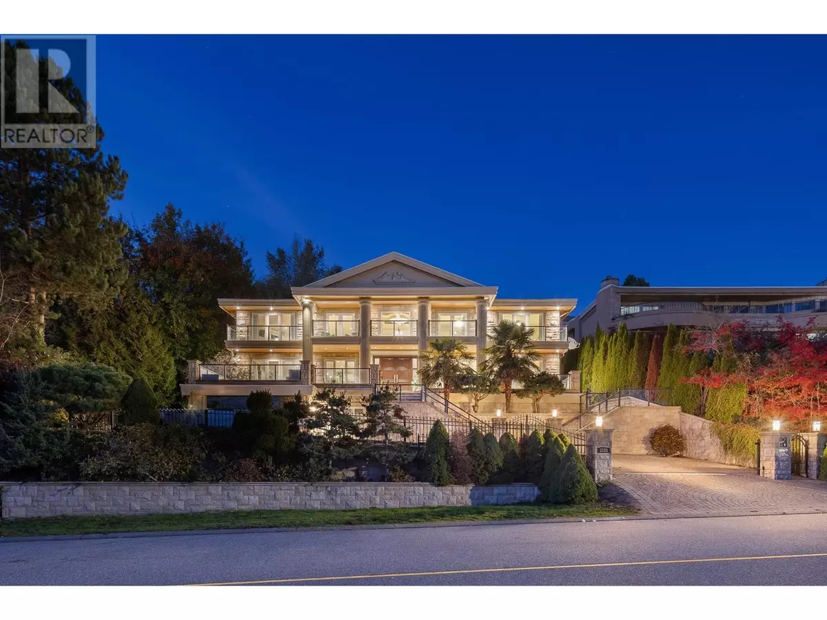 West Vancouver, BC V7S3A3,2533 WESTHILL DRIVE