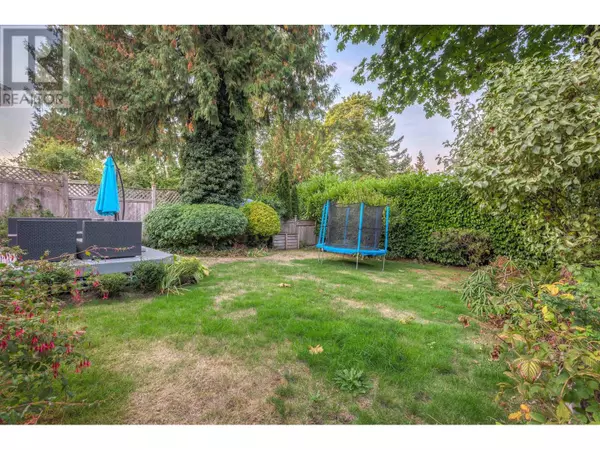 West Vancouver, BC V7W2C5,6431 ROSEBERY AVENUE