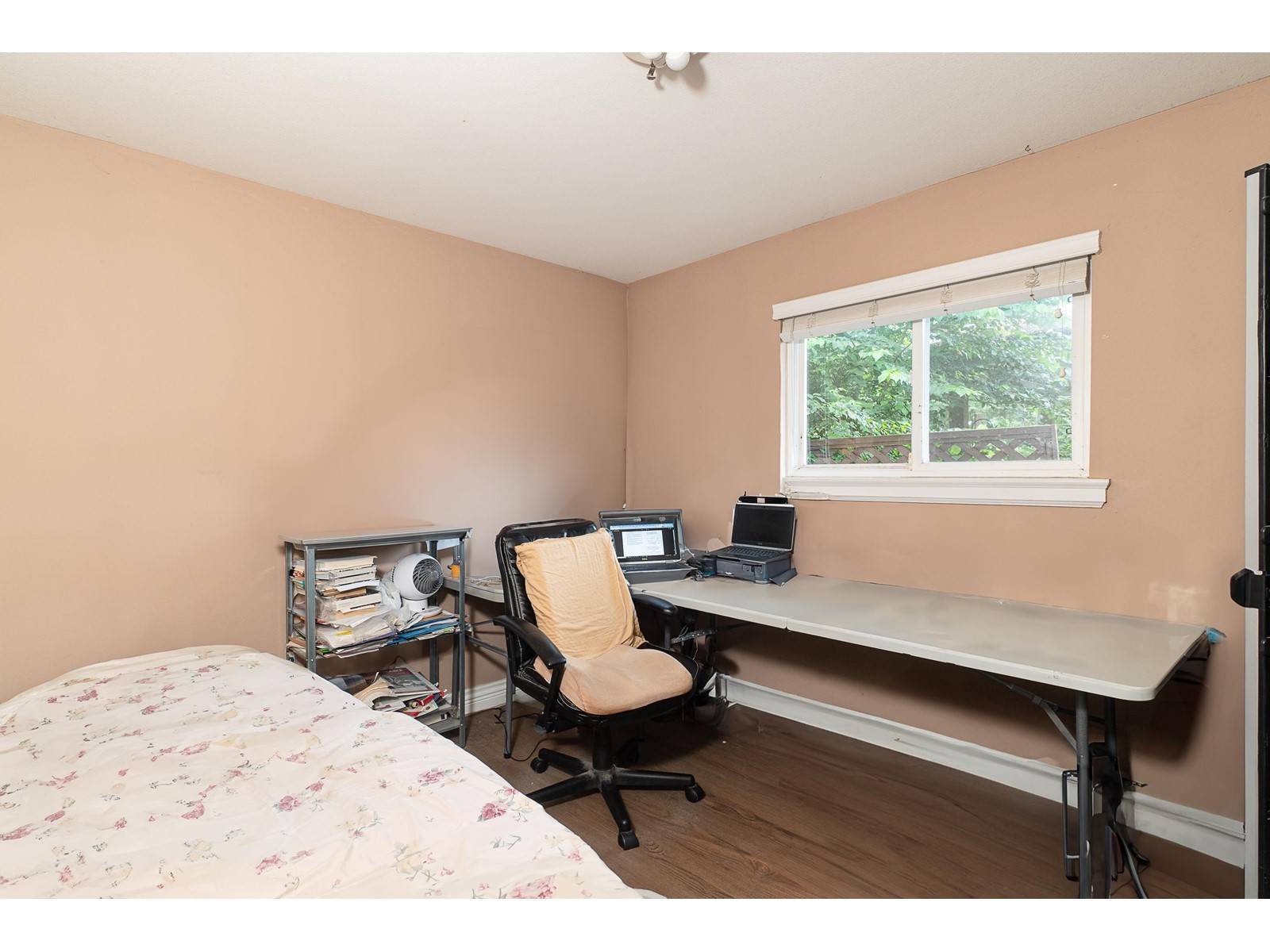 Surrey, BC V4N1G5,15688 88 AVENUE