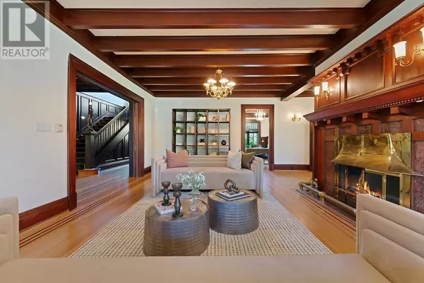 Vancouver, BC V6H2W3,3538 OSLER STREET