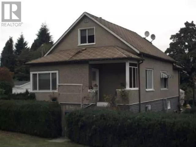 2902 ST GEORGE STREET, Port Moody, BC V3H2H5