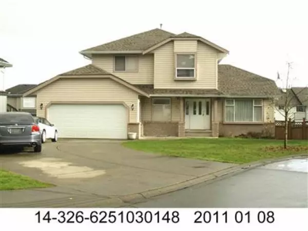 8236 167A STREET, Surrey, BC V4N3H5