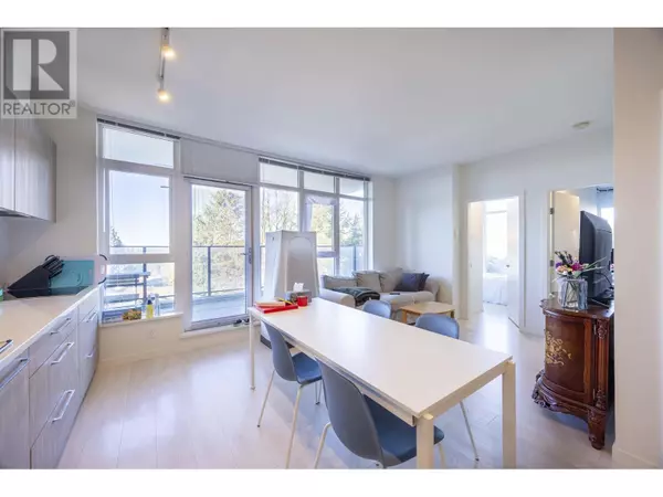Coquitlam, BC V3J0H9,691 NORTH RD #204